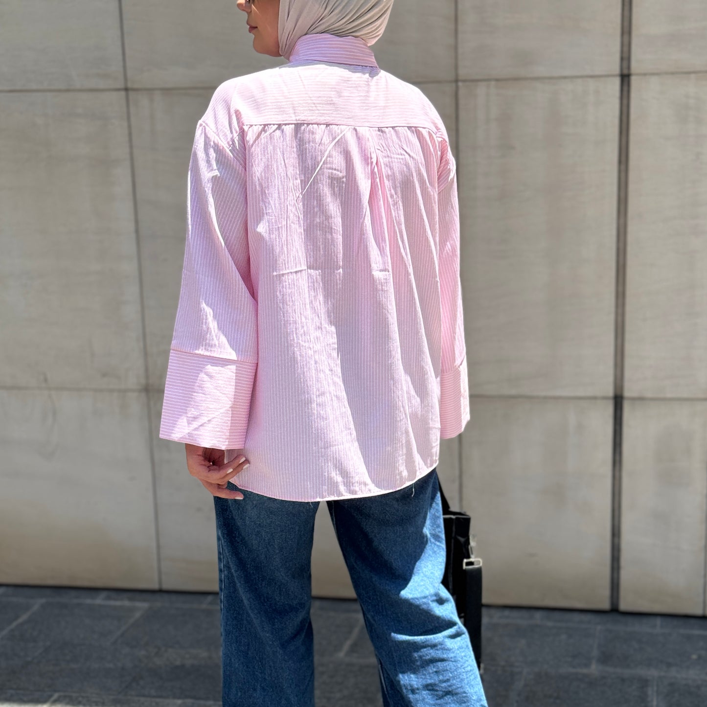 Long Sleeve Shirt with Bows